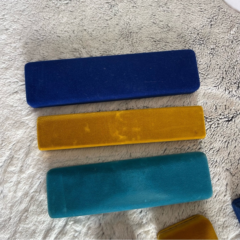 Vintage Elegant Velvet Jewelry Box Set of 8 Colorful - Picture 5 of 13